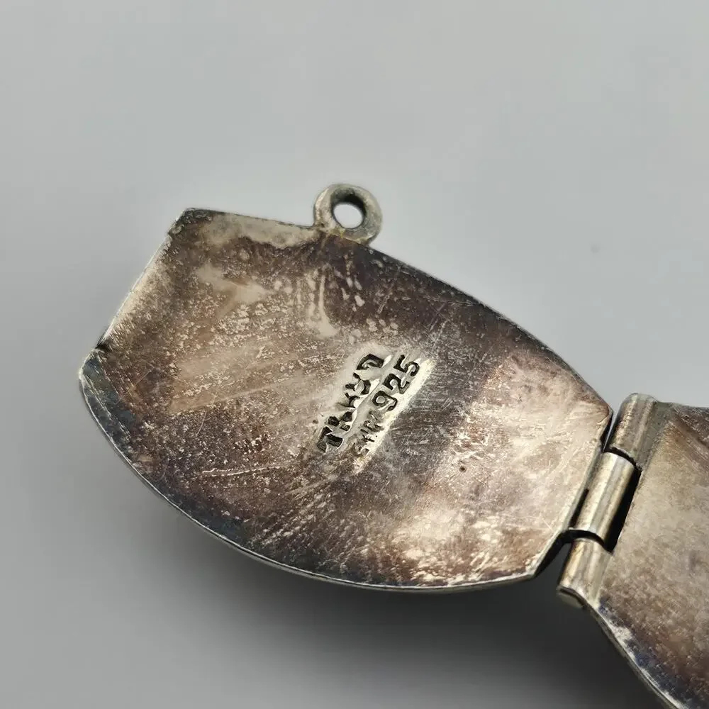 Unbranded vintage taxco